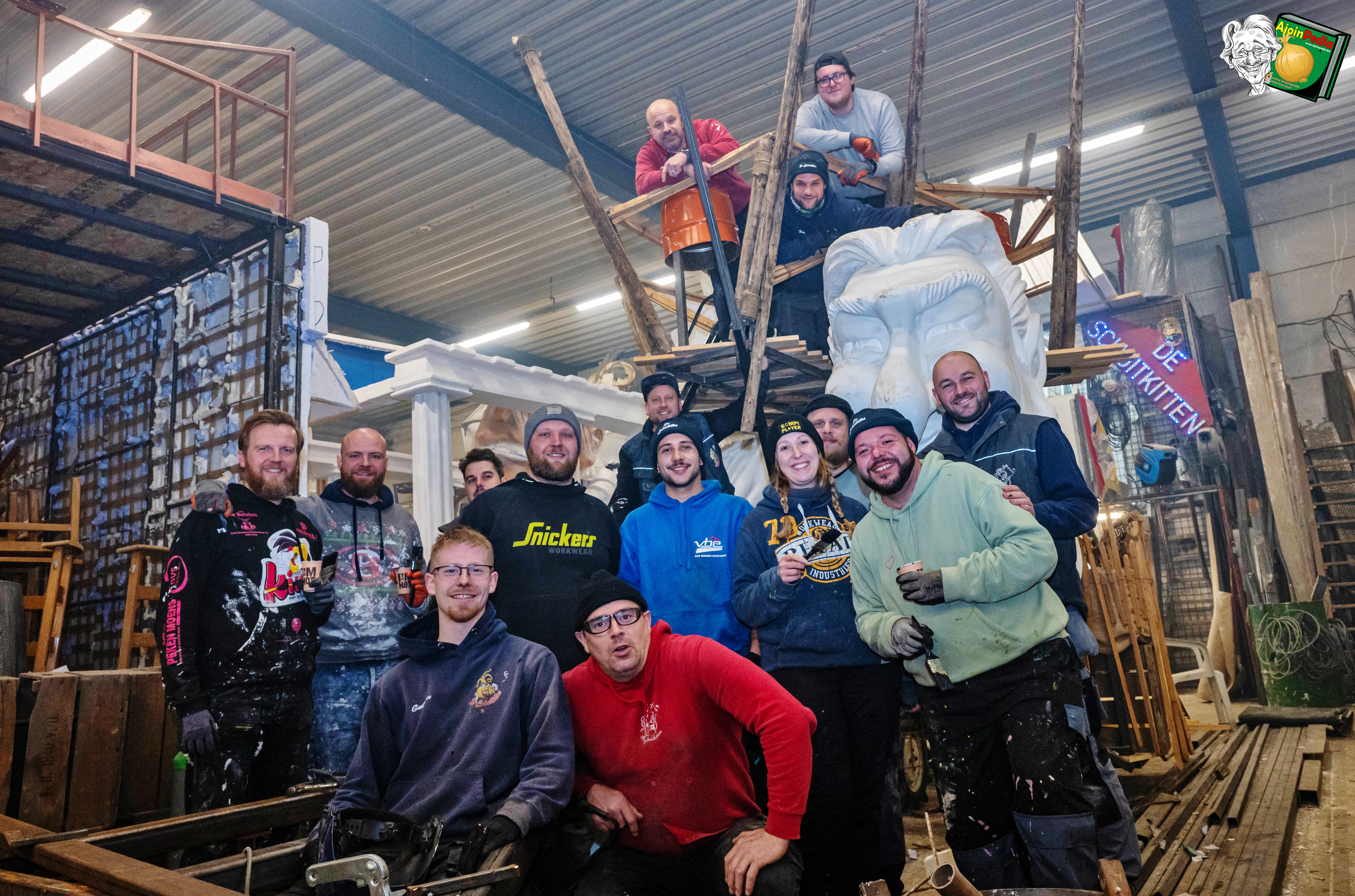 Aalst Carnaval 2026 - Stoetthema AKV De Schoitkitten: 'Nen Oilsjteneer es ne rebel. Mag et he ni, he doeget wel!'