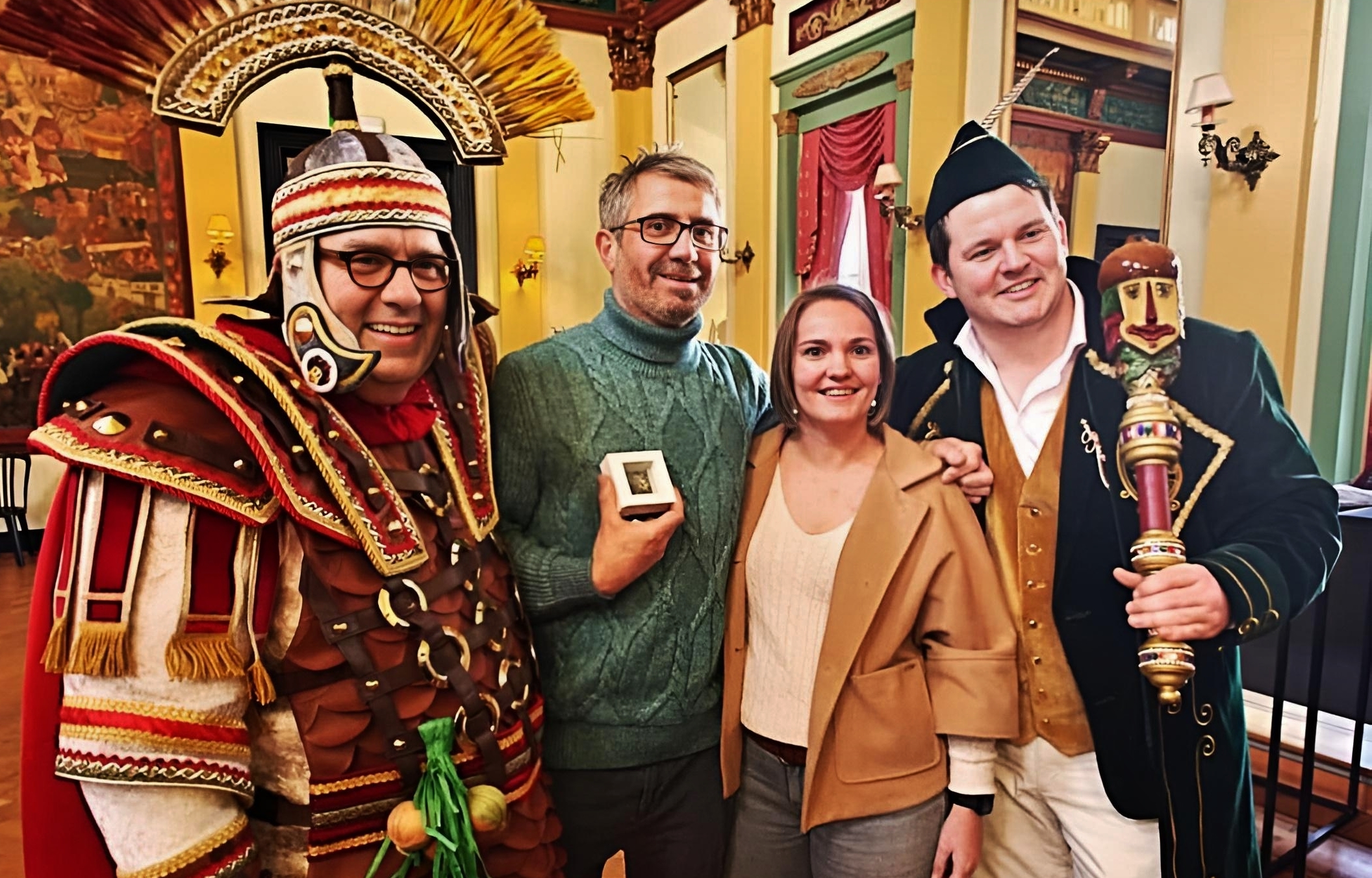 Aalst Carnaval 2025 - Ajuinworp: Gouden Ajuin is voor Carlos Cano–Ruiz