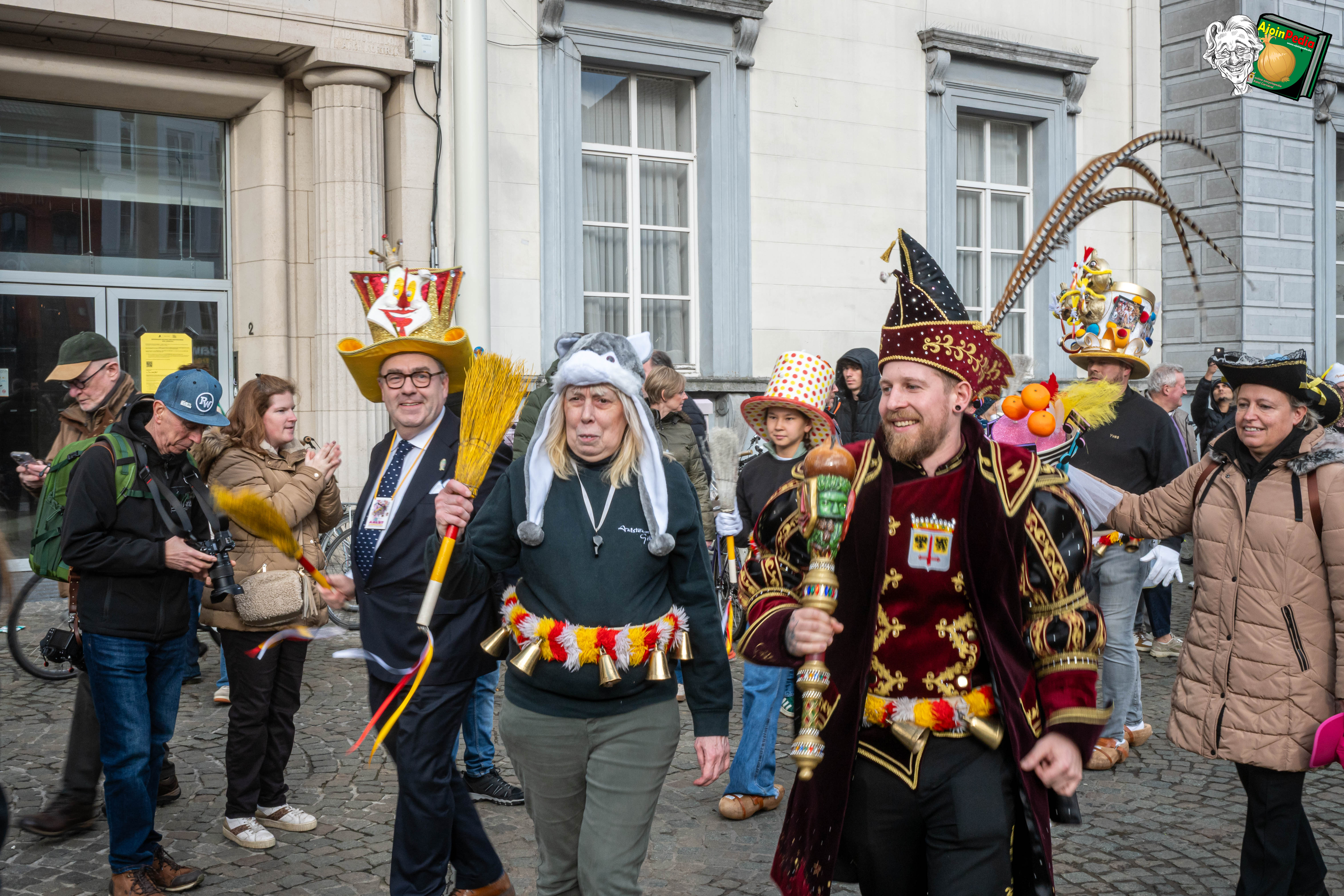 Aalst Carnaval 2026 - Vooroptocht van de 'Koninklijke Maatschappij De Aalsterse Gilles' brengt carnaval héél dichtbij!