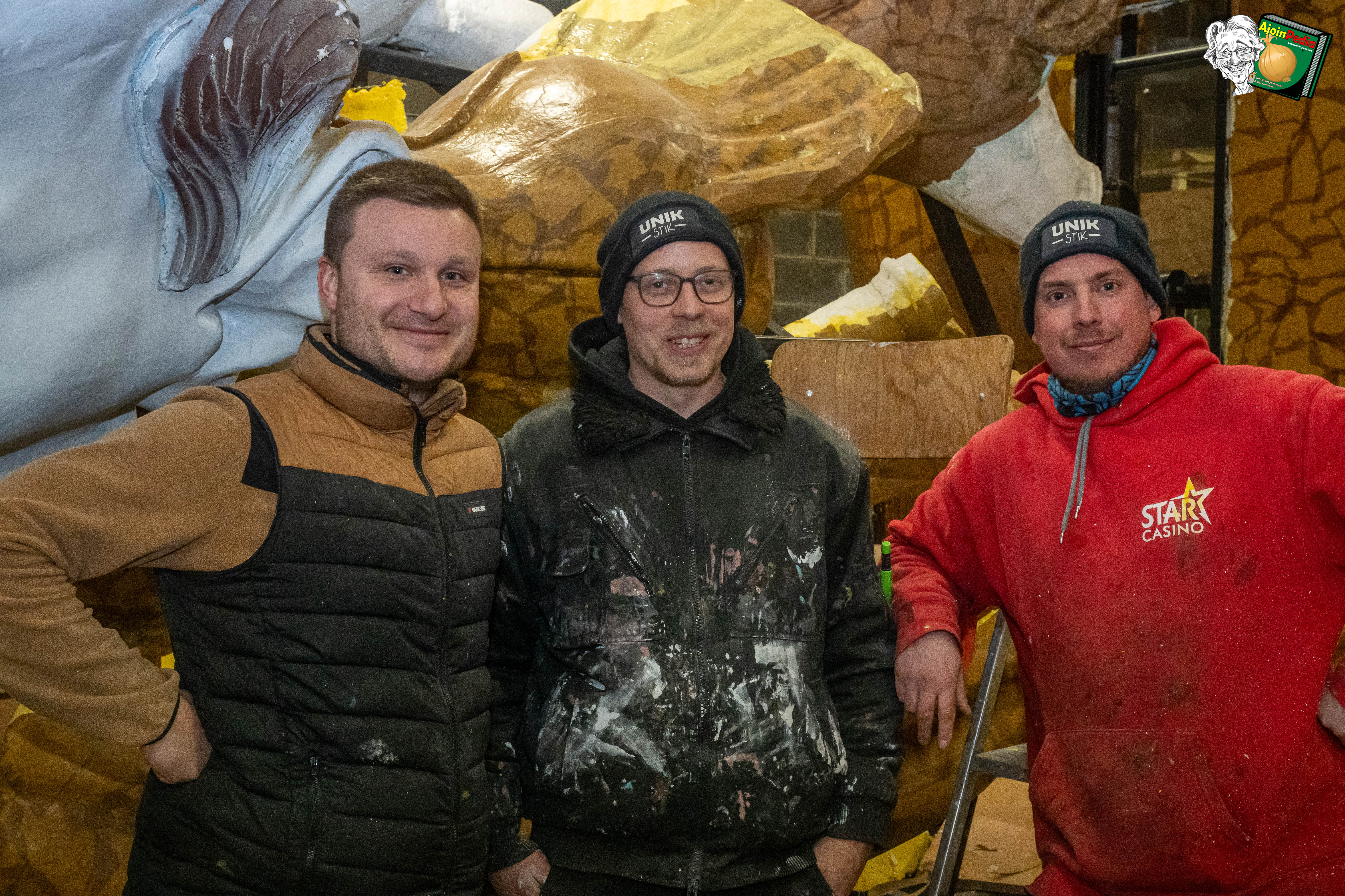 Aalst Carnaval 2026 - Stoetthema AKV Pjes’Uniek: 'Mè toeters en bellen!'