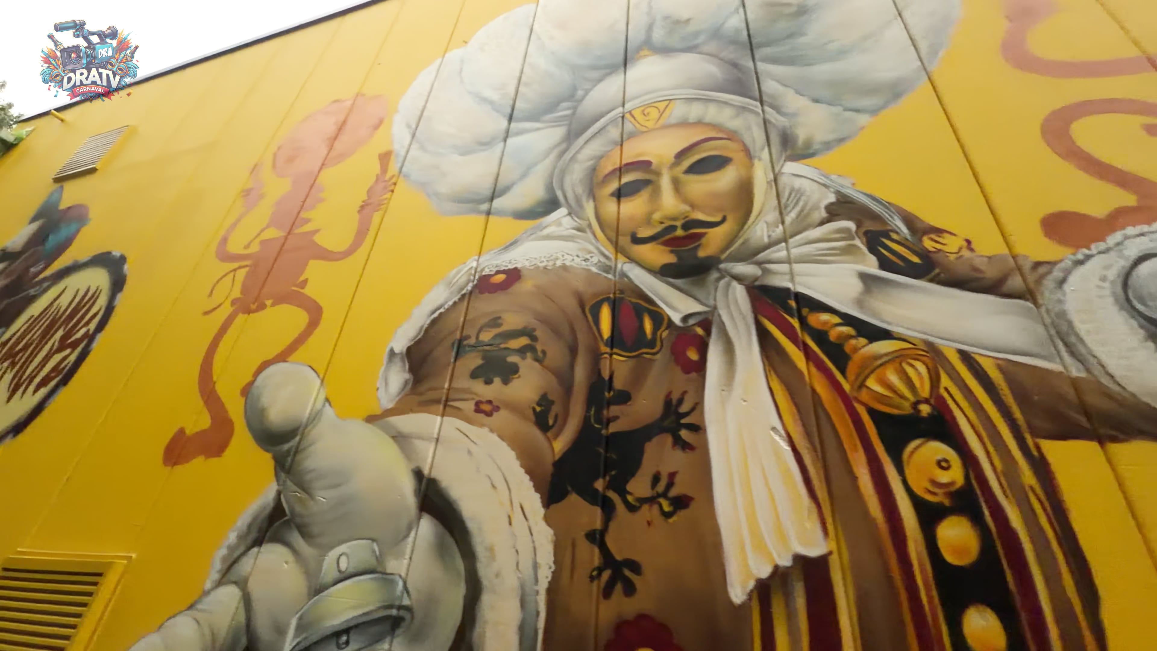 Team Alosta: nieuwe grafitti aan de werkhallen en hebben nog iets nieuws in petto