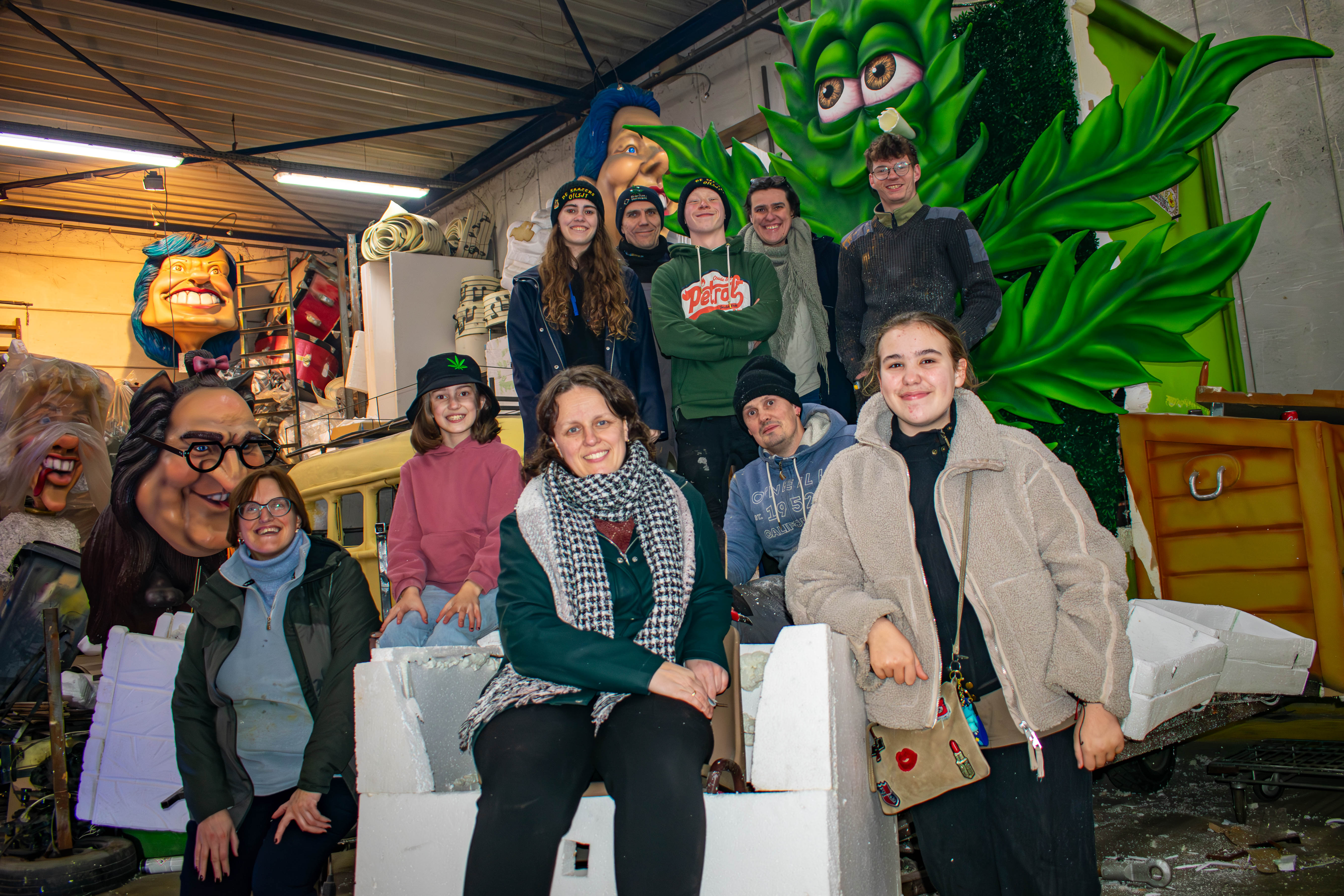 Aalst Carnaval 2025 - Stoetthema AKV De Saazers: 'Wa wietek ik ier?'