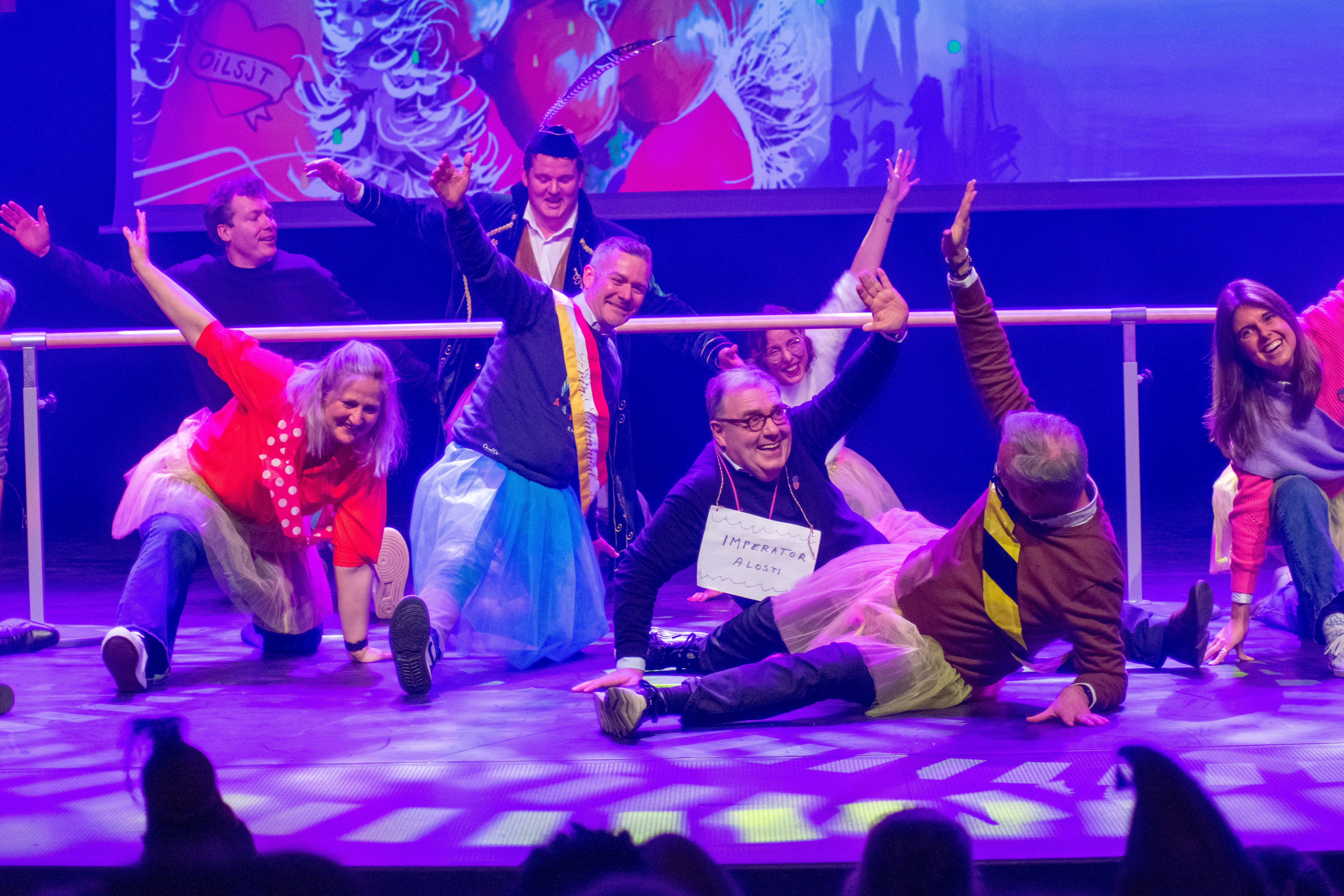 Aalst Carnaval - Raadszitting 'Zes joor thois in een broebelende stad' vol hilarische hoogtepunten