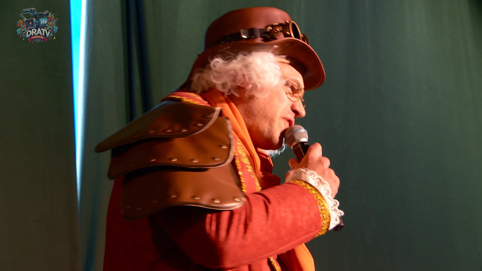 De Show van kandidaat Davy prinsverkiezing Aalst carnaval