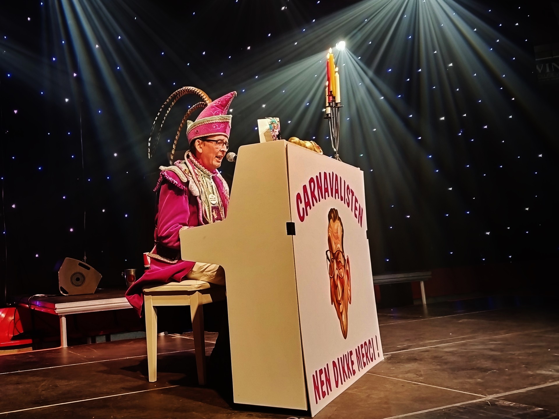 
Aalst Carnaval - Prins Yvan 2020 neemt afscheid na extra lange regeerperiode: 'Carnavalisten, Nen Dikke Merci!!!'
