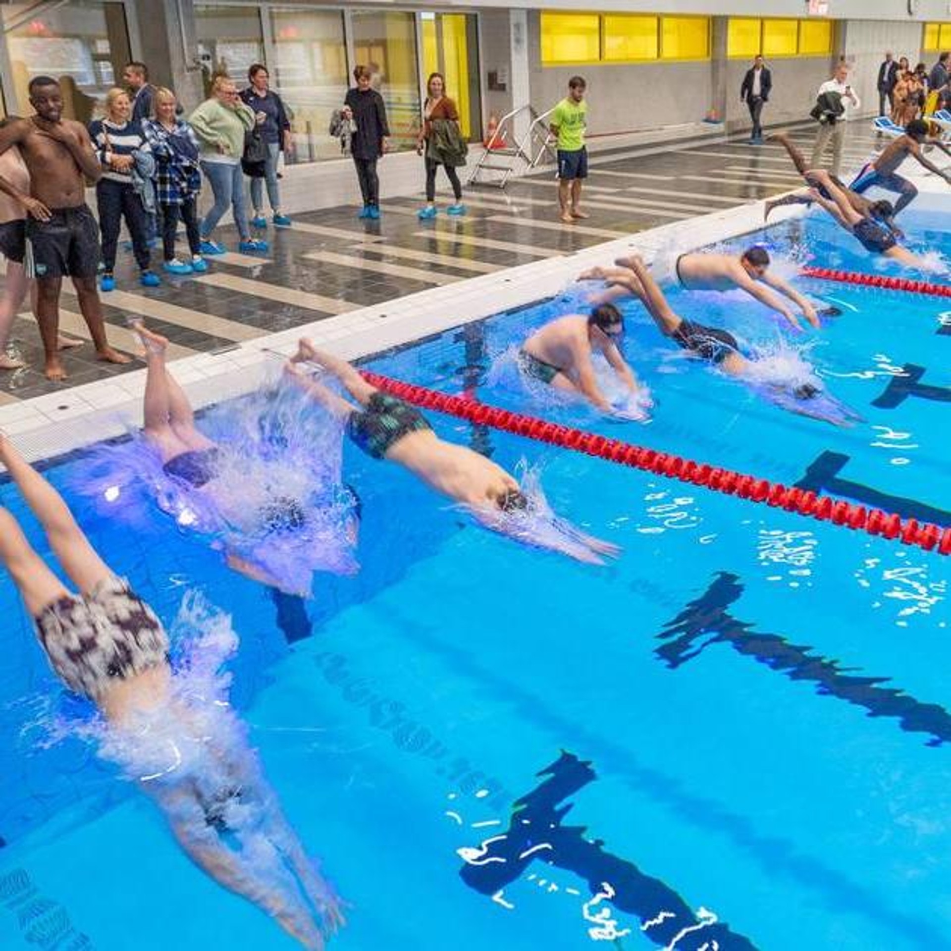 Er is grote ongerustheid bij de zwem- en andere clubs die actief zijn in het nieuw stedelijk zwembad Aquatopia