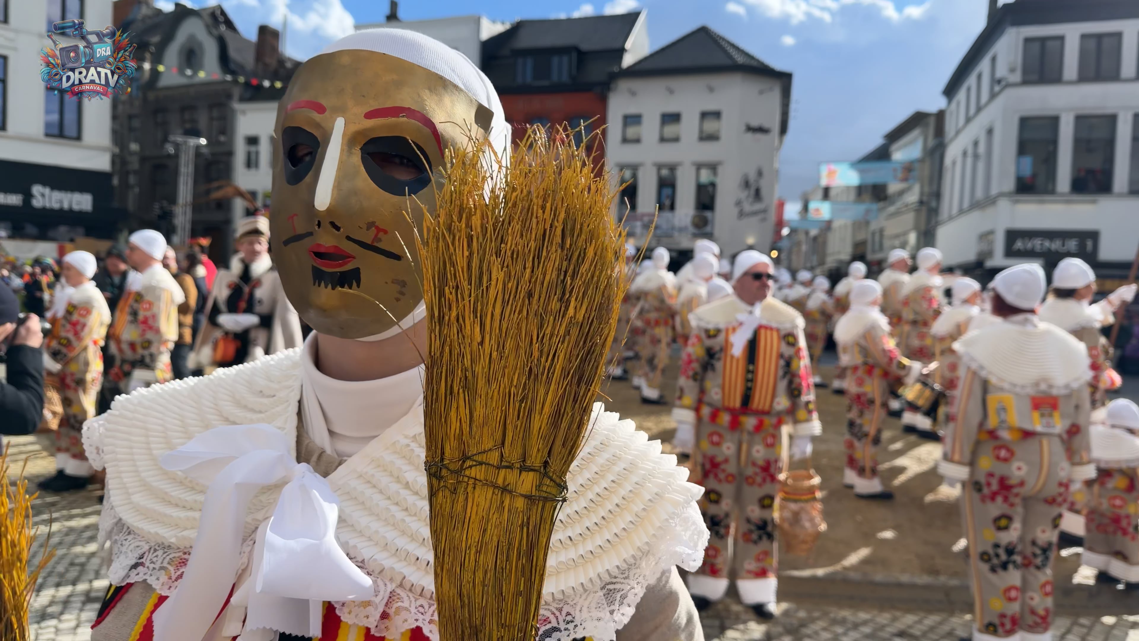 De bezemdans van de Aalsterse Gilles 2026