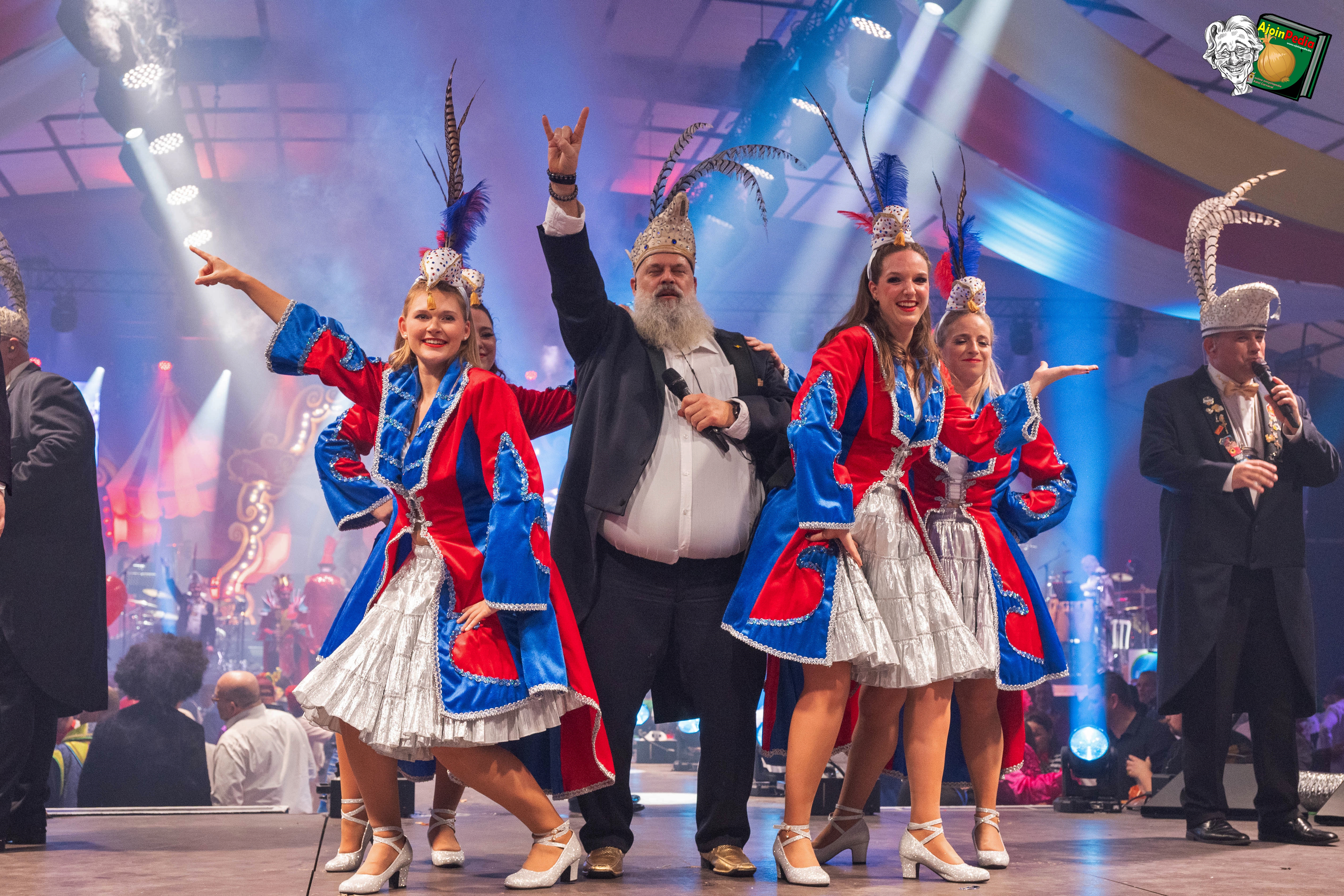 Aalst Carnaval - 4e Oilsjters Zangpalois was een megasucces: '‘t Es een Cirk in d’Ajoinenstad'!