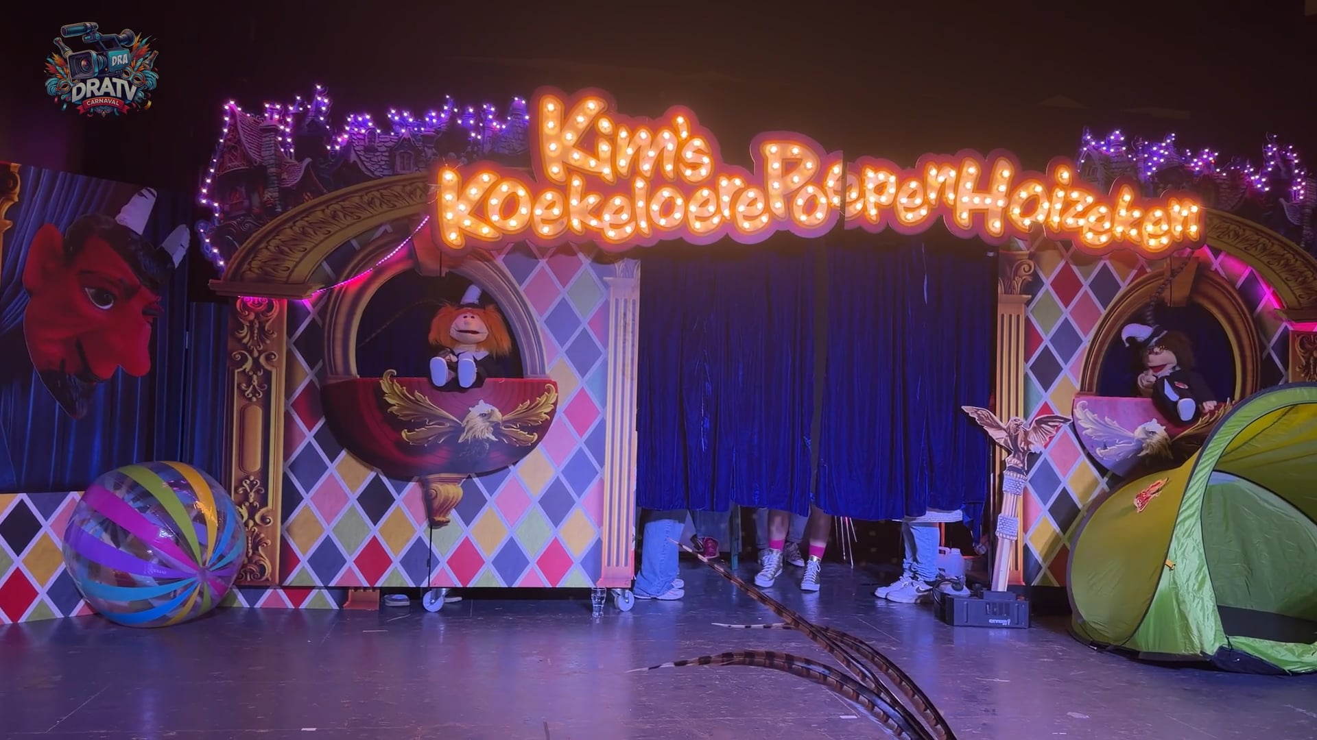 Playbackshow van Kim Orend prinsj 2025 op haar afscheidsbal.