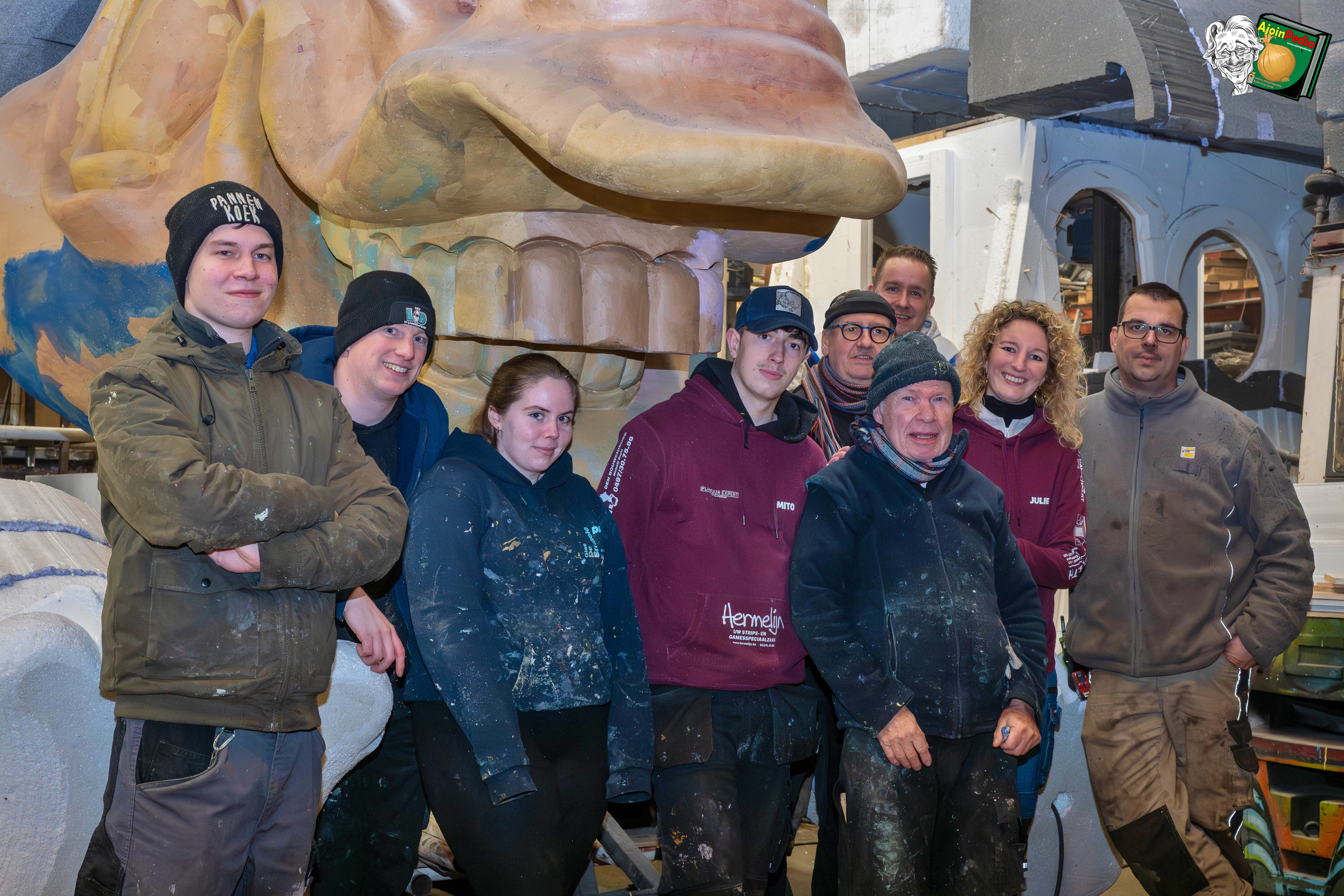 Aalst Carnaval 2026 - Stoetthema AKV De Lodderoeigen: 'Oigenwois en ongezieng, de neizen in dezelde richtink'
